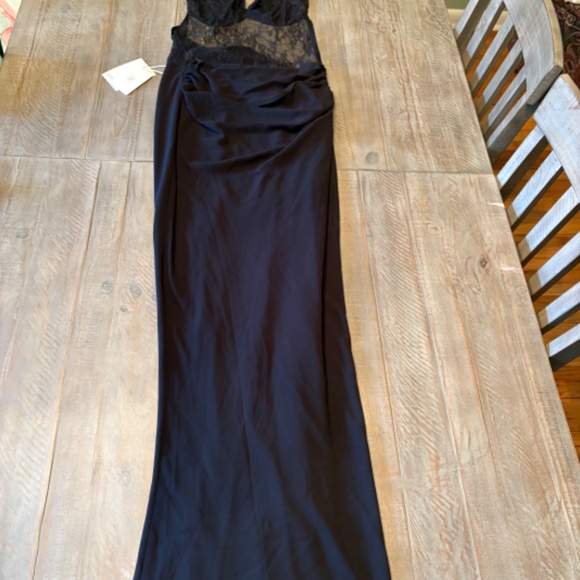 NEVER WORN Black Maxi Dress - Picture 2 of 6